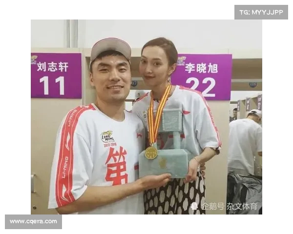 李晓旭宣布退出社交媒体 背后原因曝光娇妻受波及 退役悬念浮出水面 李晓旭宣布退出社交媒体 背后原因曝光娇妻受波及 退役悬念浮出水面